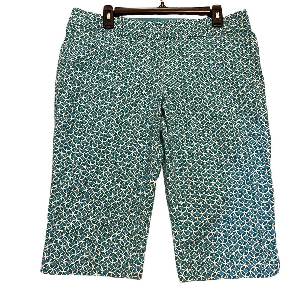 Ann Taylor Blue, Green and White Geometric Print Capri Shorts Size 12